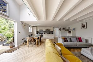 Photo 18- click for photo gallery